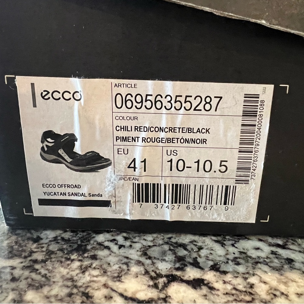 Ecco Yucatan black sandals
 size 41 / 10-10.5 - Picture 3 of 9